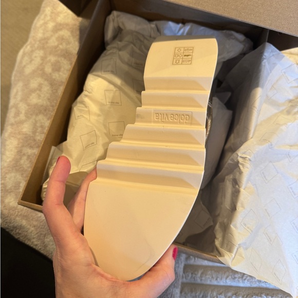 Dolce Vita Jorgie Sneaker metallic gold 8 - Picture 3 of 6